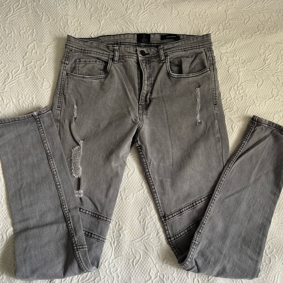 Men's Gray Distressed Jeans Size 32 - Picture 1 of 7